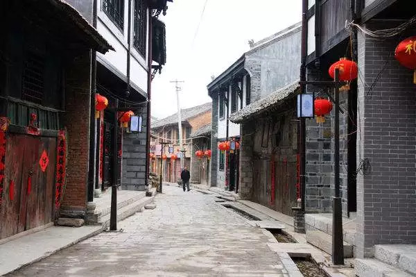 西安隔离政策最新消息，探秘小巷独特风味，带你了解是否需要隔离！